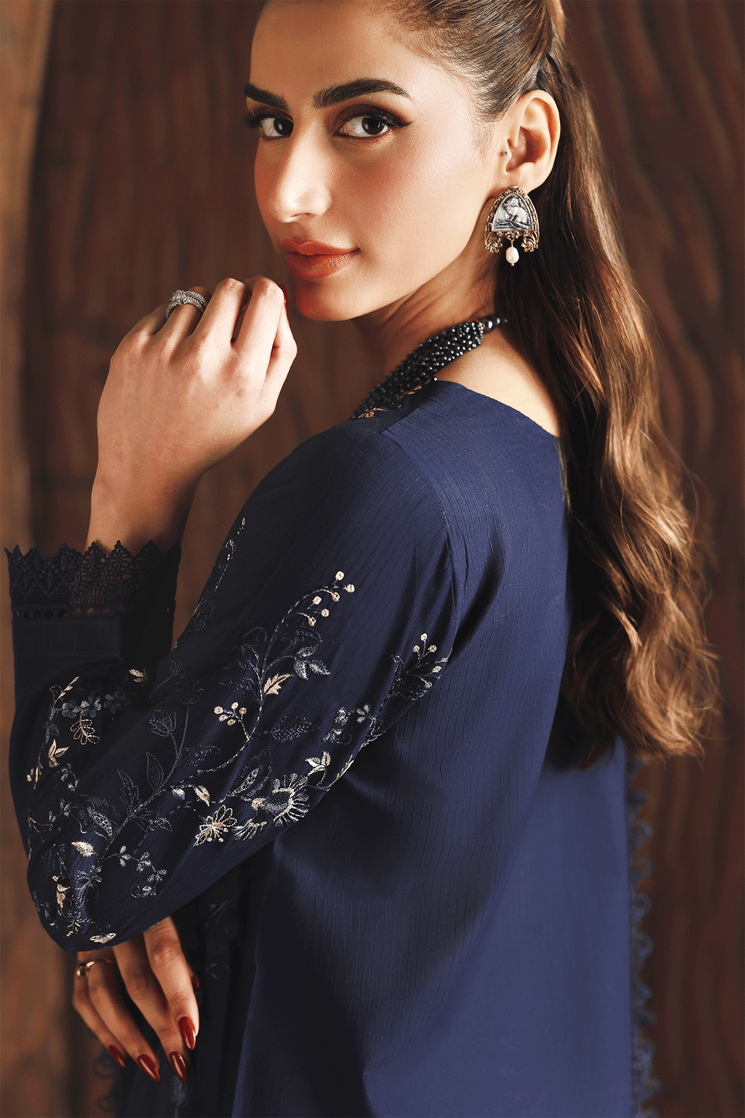 DL-02 Embroidered Lawn Suit - Image 7