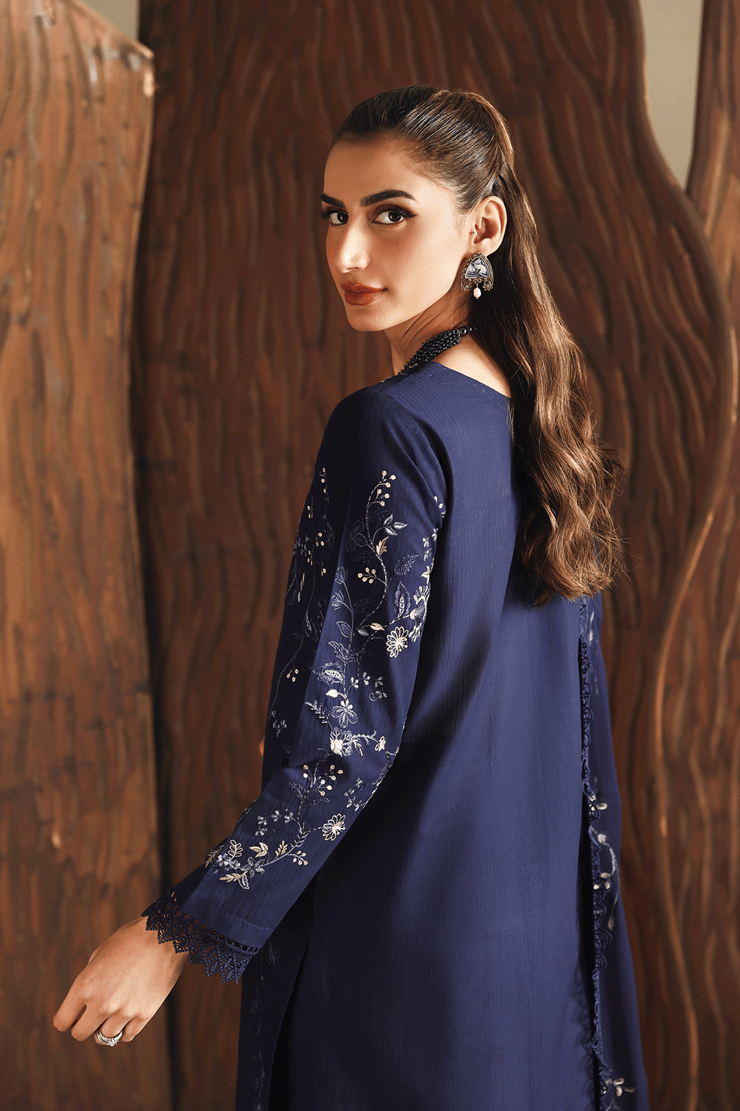 DL-02 Embroidered Lawn Suit - Image 6