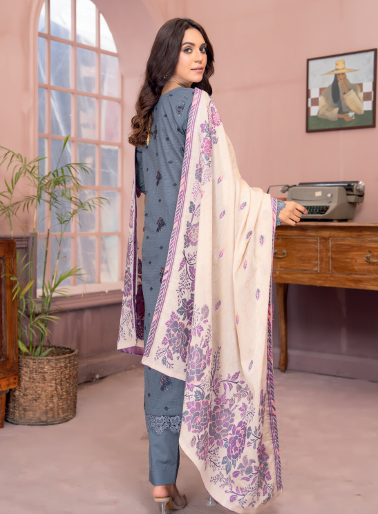 Three-Piece Lawn & Chiffon Jacquard Embroidered Suit โ Premium Look - Image 2